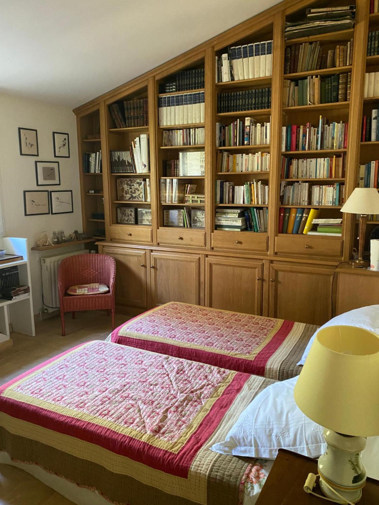 Domaine De Fondouce Bed & Breakfast Villeveyrac ภายนอก รูปภาพ